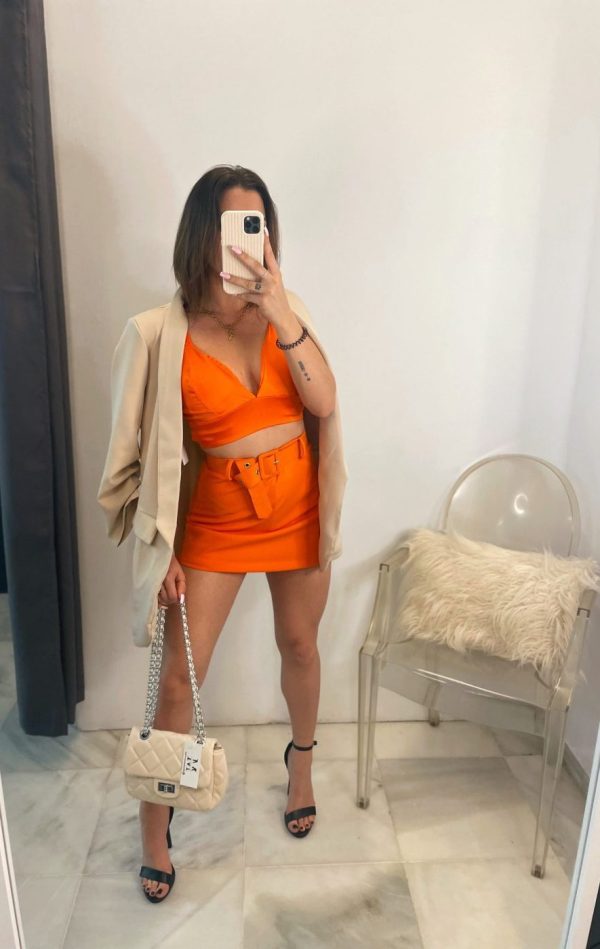 Falda pantalon elastica naranja
